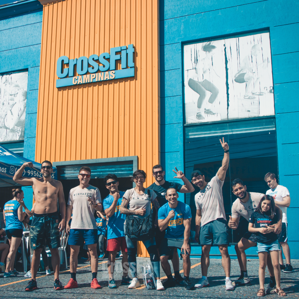 O CrossFit não é apenas sobre ficar em forma, é sobre construir laços duradouros.